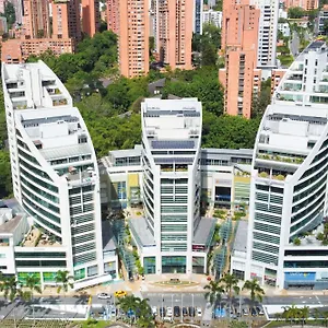 https://san-fernando-plaza.colombiamedellinhotels.com
